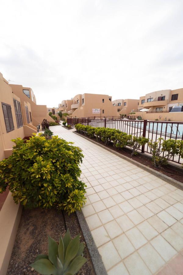 Sun Bay Apartment กาเลตาเดฟุสเต ภายนอก รูปภาพ